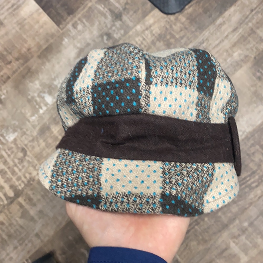 Women's wool cap - Picture 2 of 4